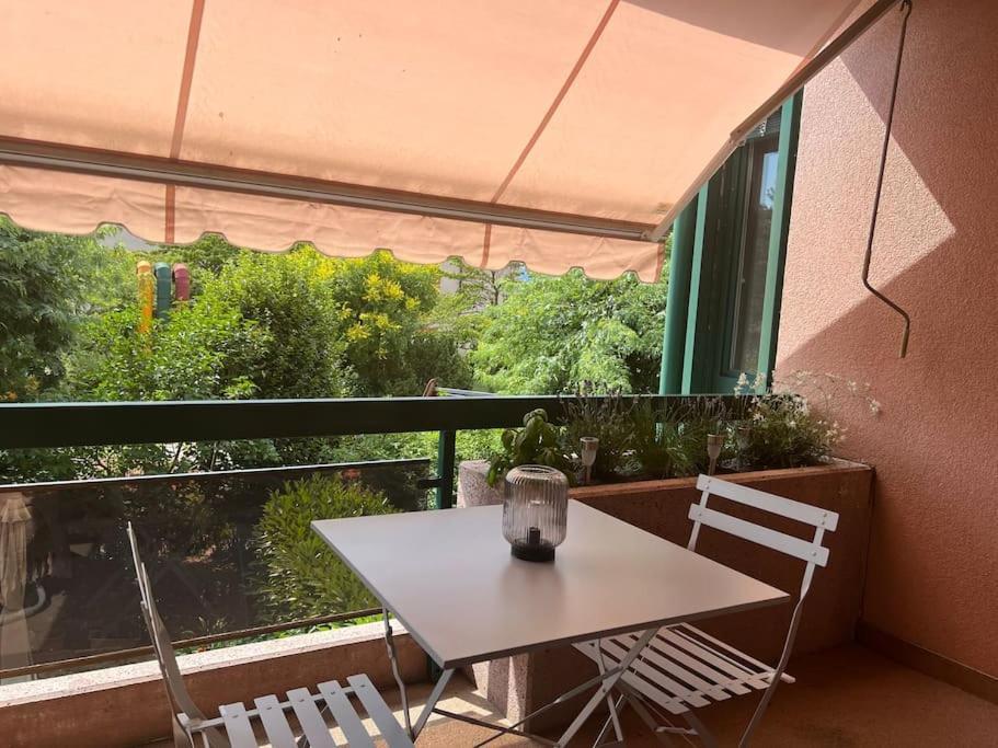 Appartement Calme Et Lumineux De 2,5 Pces Proche Lausanne Ecublens  Exteriér fotografie